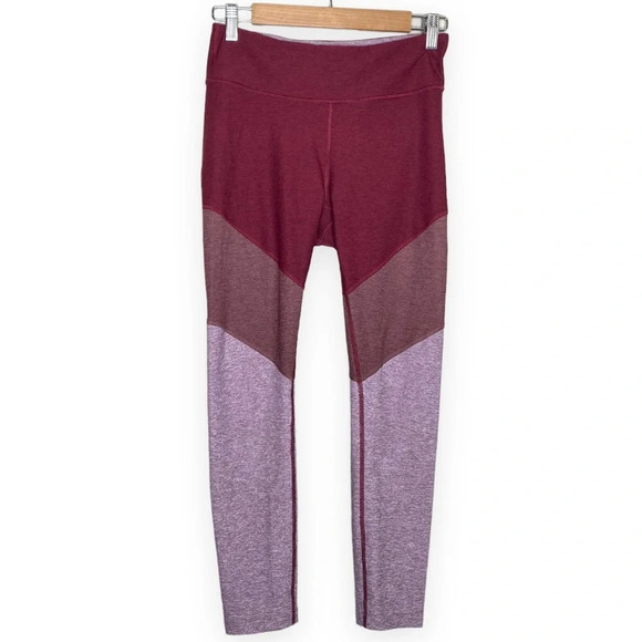 Outdoor Voices Berry Pink Purple Springs 7/8 Tight Leggings Size Medium - Picture 2 of 12